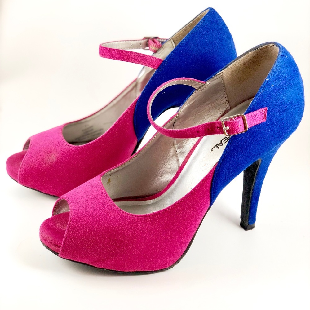 💕Hot Pink/Blue Peep Toe Heels With Strap💕